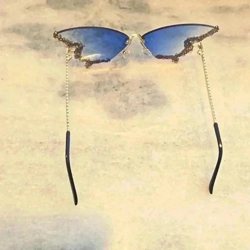 Blue Ombre Luxury Fashion Sunglasses – Gold Detail